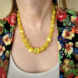 Retro 50s/60s Yellow Bead Necklace